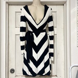 Vintage 90s Guess Striped V-Neck Long Sleeve Knit Dress NWT